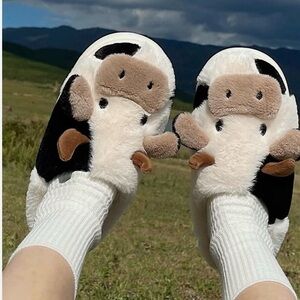Cow theme slippers